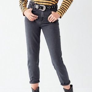 BRAND NEW BDG mom jeans black urban outfitters